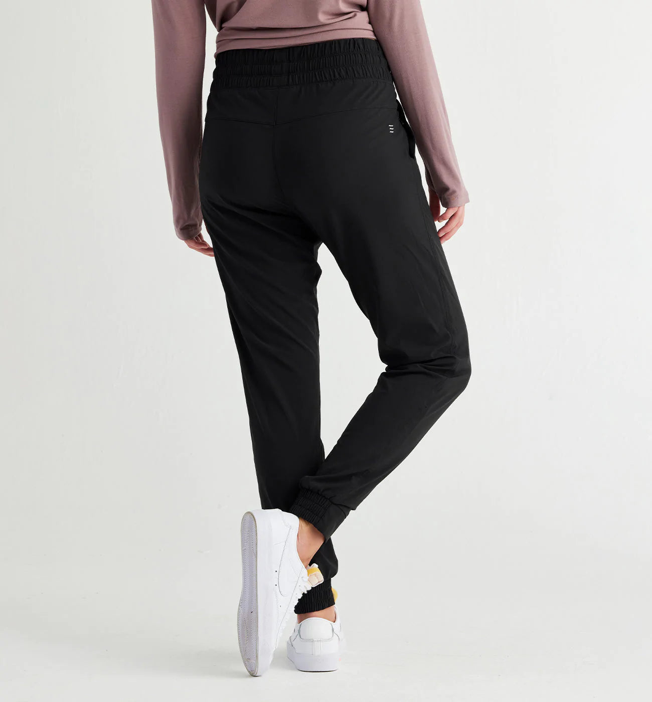 Free Fly Women's Pull-On Breeze Jogger