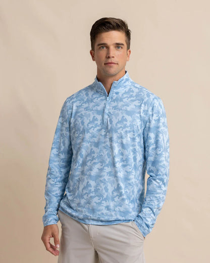 Southern Tide Island Camo Cruiser Qzip